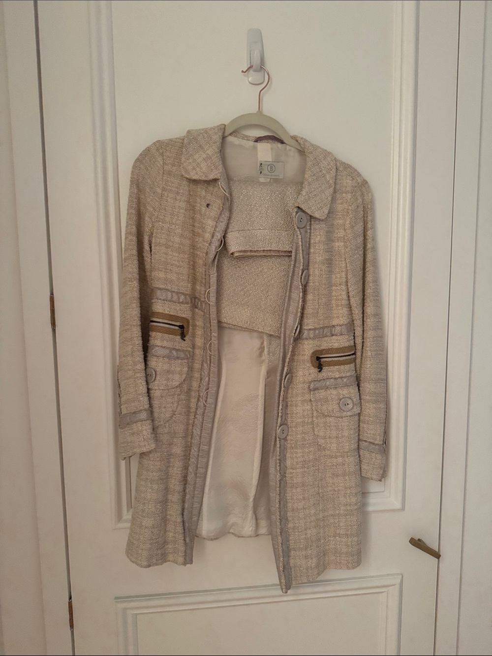 Bogner Women’s Cream Tweed Coat Jacket - Classic Textured Design